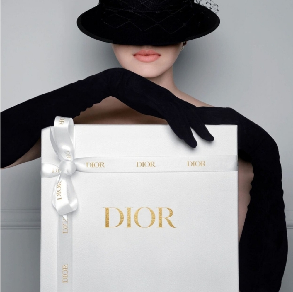 Dior empty couture box